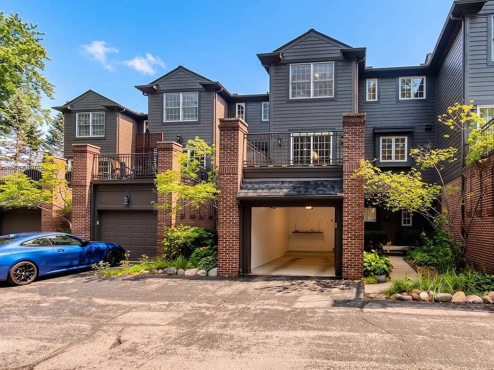 805 N Sherman Dr #805
