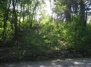 4 Eagle Ter, Worcester, MA 01605