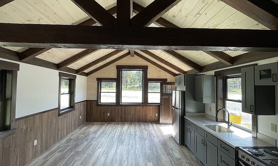 2nd image of 2983 Lower Lost Prairie Rd