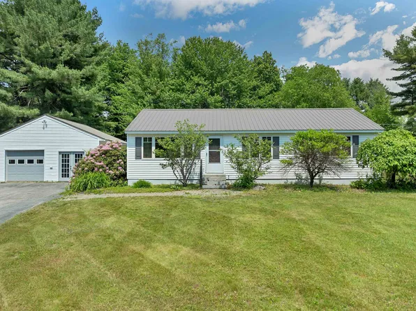 4 Anagance Lane, Wolfeboro, NH 03894