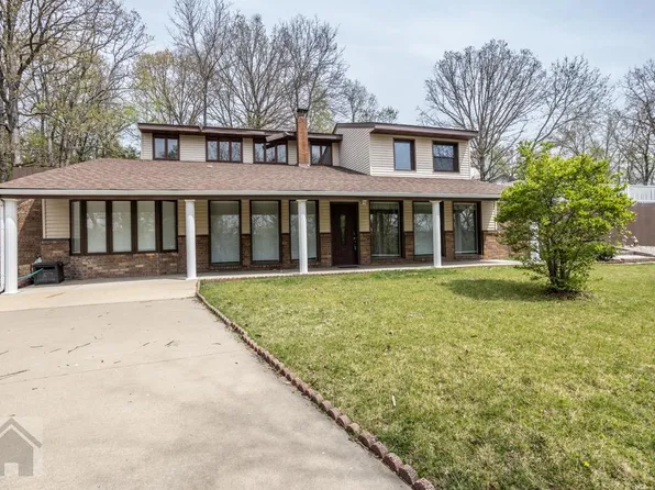 310 Summit Ave, Waynesville, MO 65583