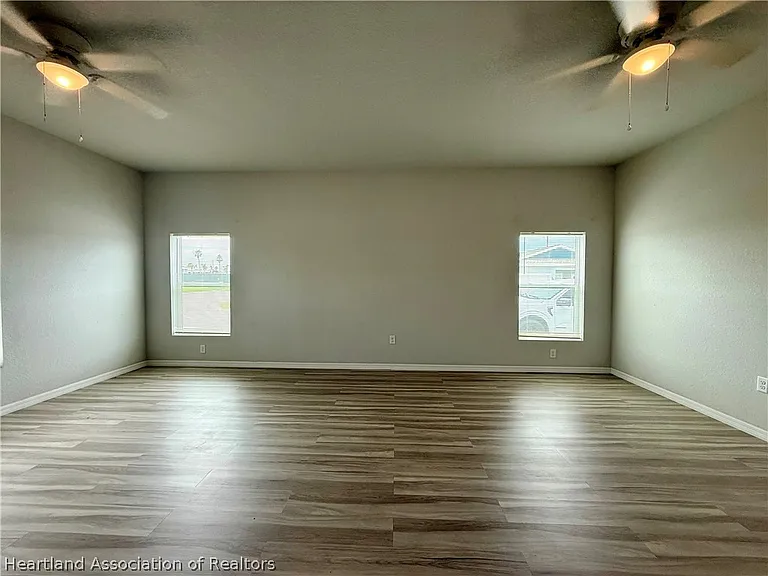 1517 Las Villas Blvd — Photo 5