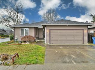 1378 Moon Glo Dr, Grants Pass, OR 97527