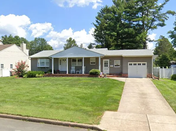 532 Hinckle Ave, Ewing, NJ 08628