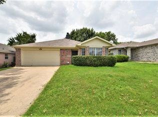 8117 Rambler Rose, Fort Worth, TX 76137