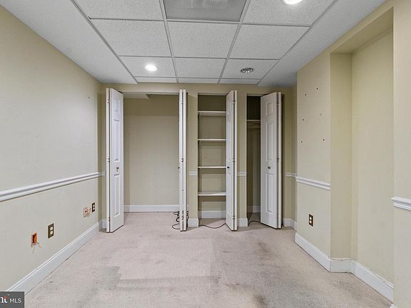 5th image of 1118 Saint Paul St #1