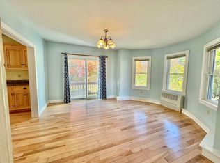 21 Lonsdale Ave, Claremont, NH 03743