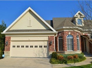 732 Clayton Corners Dr, Ballwin, MO 63011
