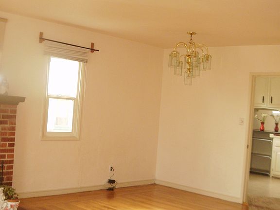 huge living/dinning Chandlier