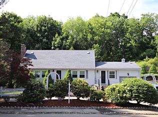 27 Western Ave, Saugus, MA 01906