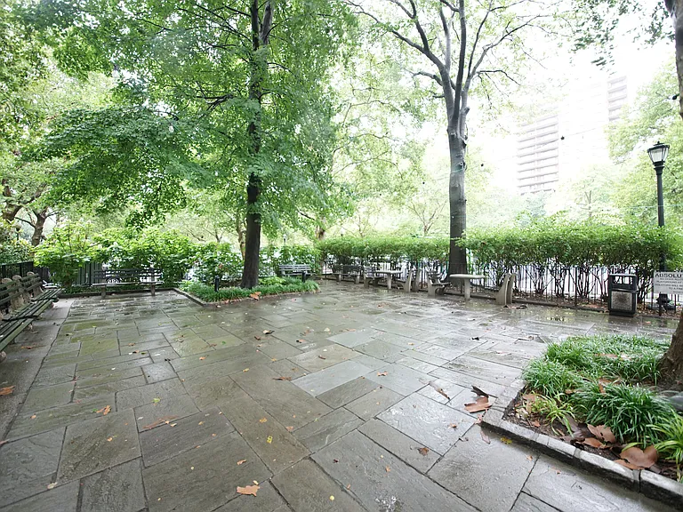 392 Central Park W #17D — Photo 15