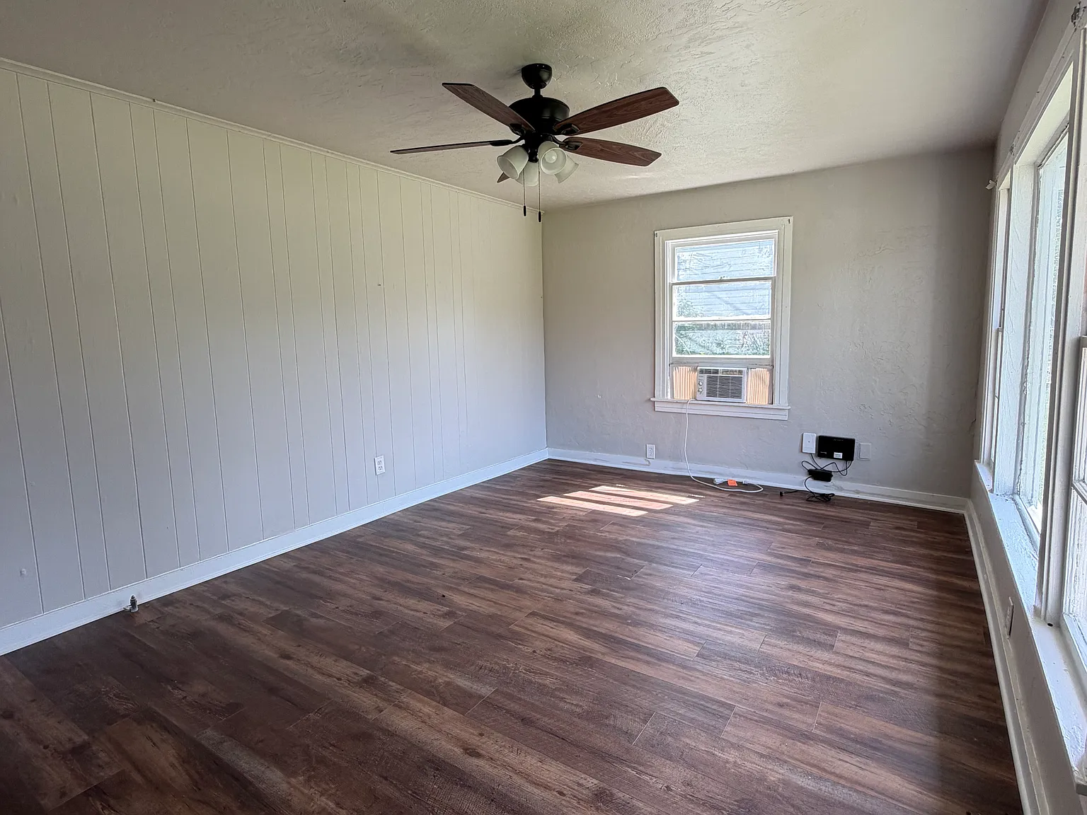 2 bed, 792 sqft, $1,295 — Photo 2