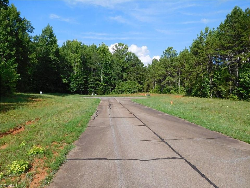 1st image of 152 Tristan Meadows Ln