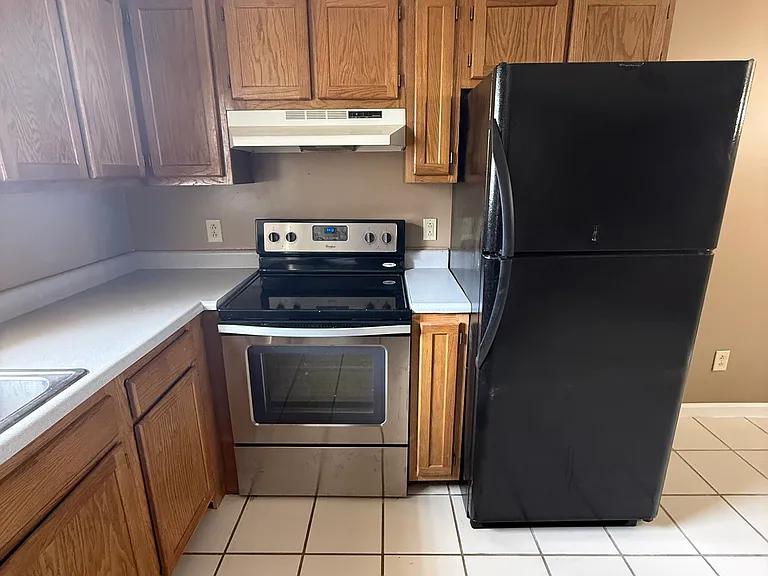 24 Lexington Ct — Photo 6