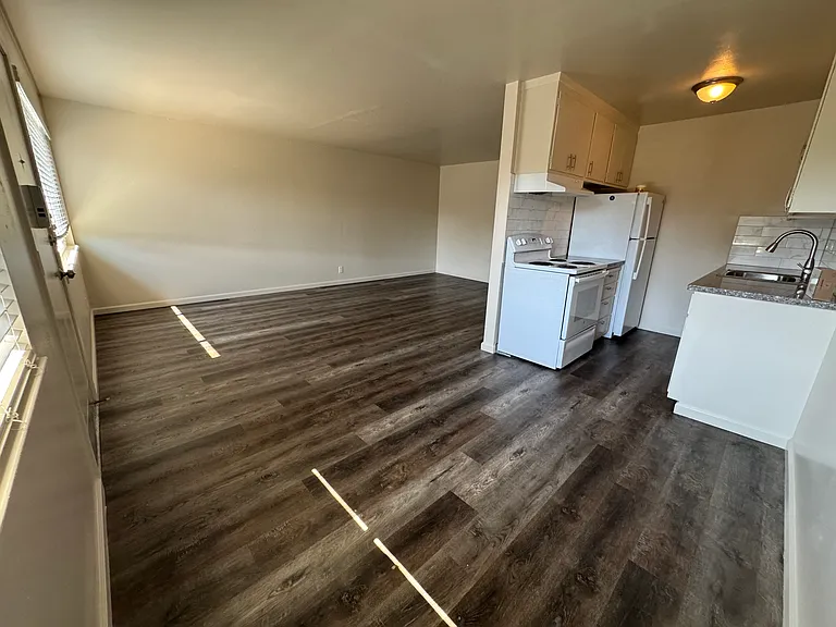 1BR, unfurnished
