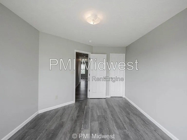 2526 Copper Hill Dr — Photo 27