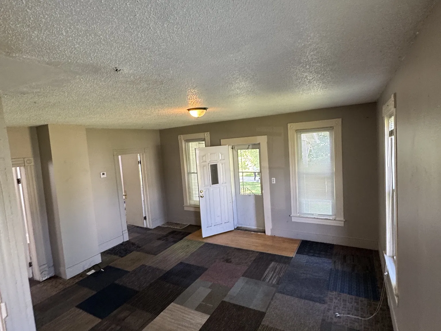 1004 1st Avenue - 1 — Photo 3
