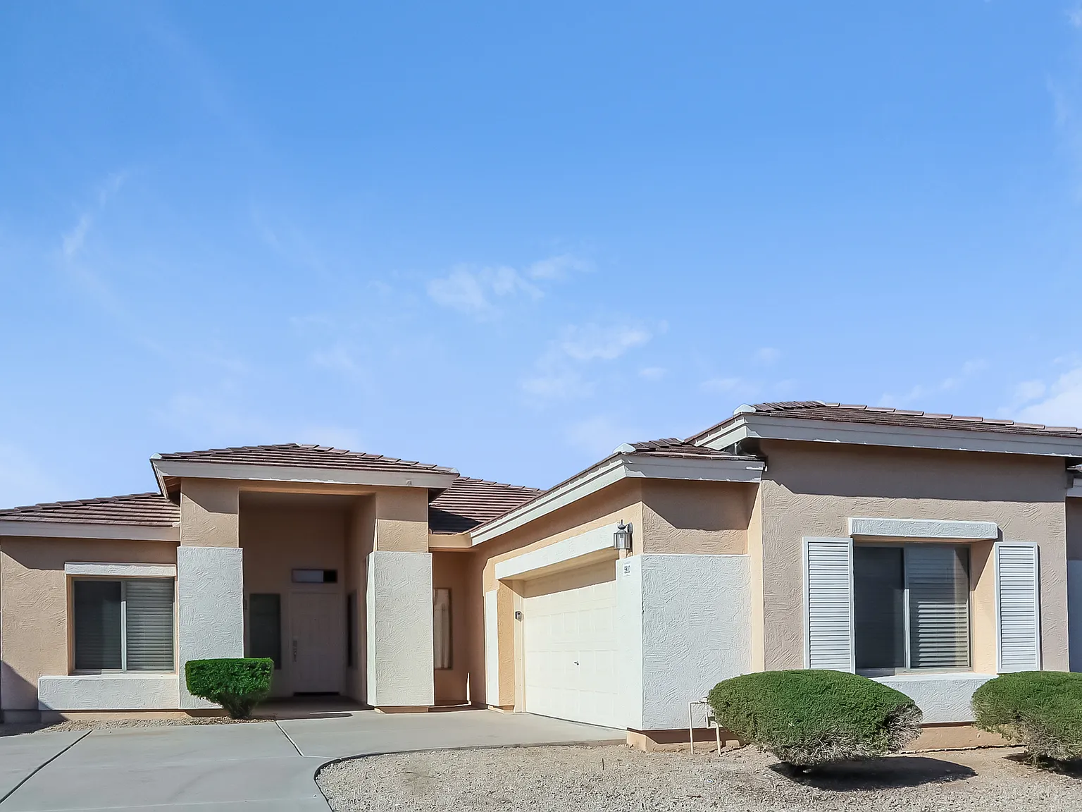 3 bed, 1597 sqft, $1,995 — Photo 2