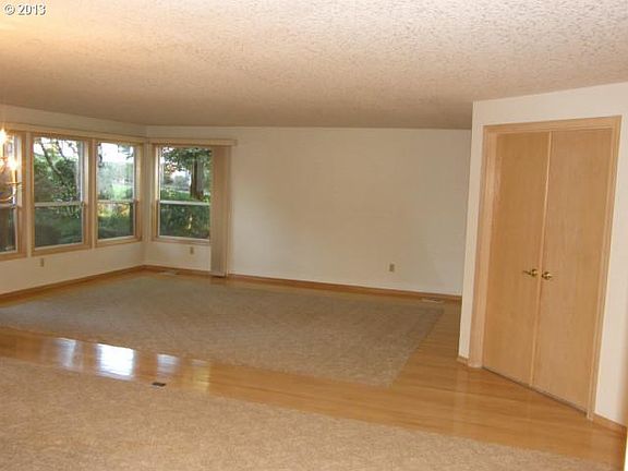 4th image of 3008 SE 156th Ave