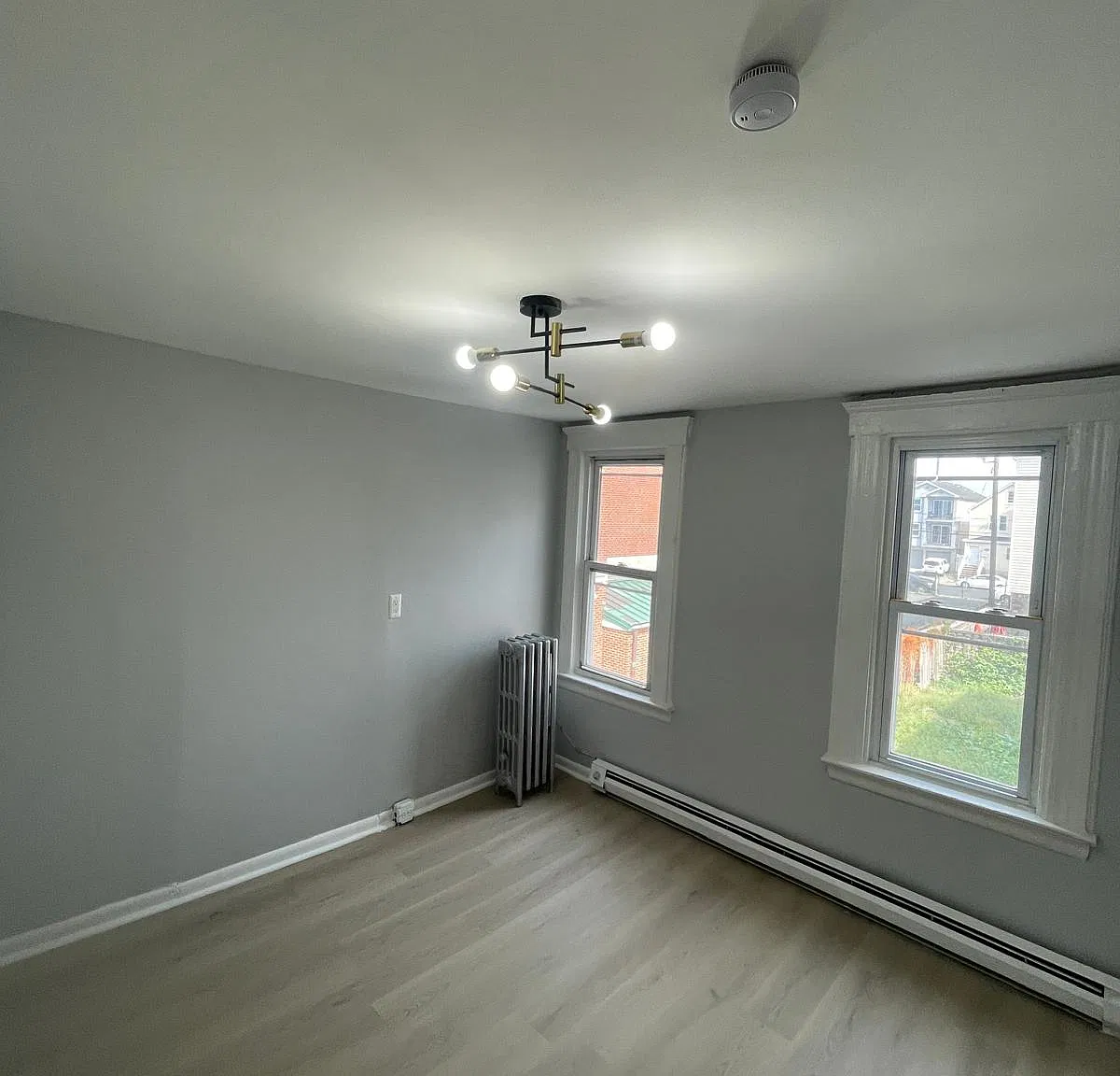 4 bed, $3,000 — Photo 3