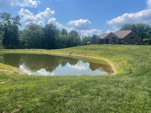 7131 Selms Rd, Brookville, IN 47012