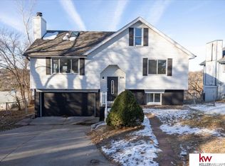 824 S 3rd St, Plattsmouth, NE 68048