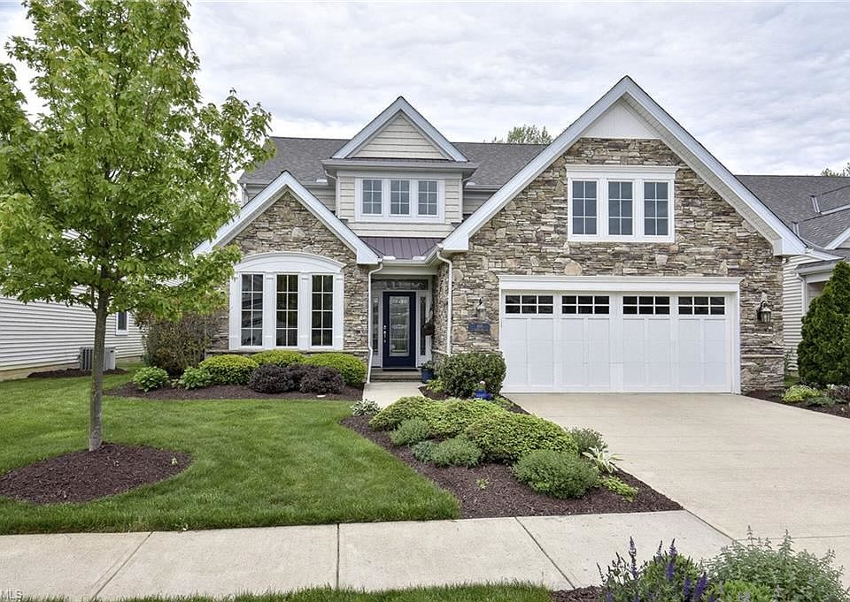 1st image of 669 Heron Bay