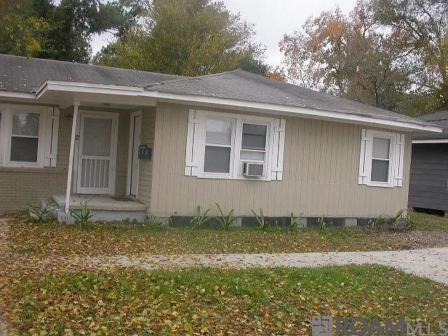 Building Photo - 1146 W Chimes St #3
