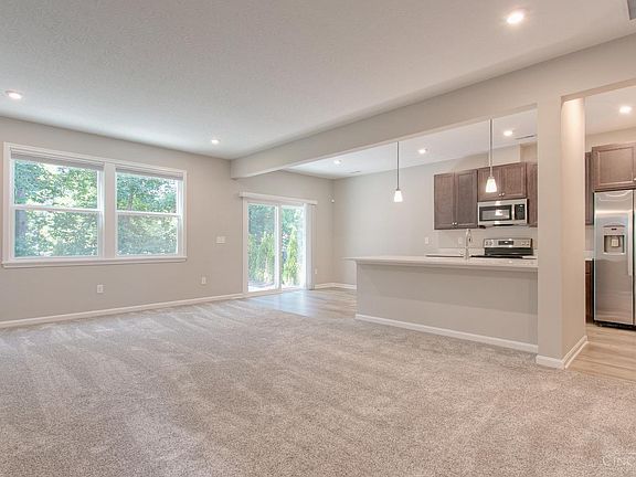 2nd image of 1453 Bloomwood Ln
