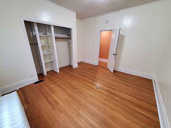4th image of 455 Ontario St APT 1