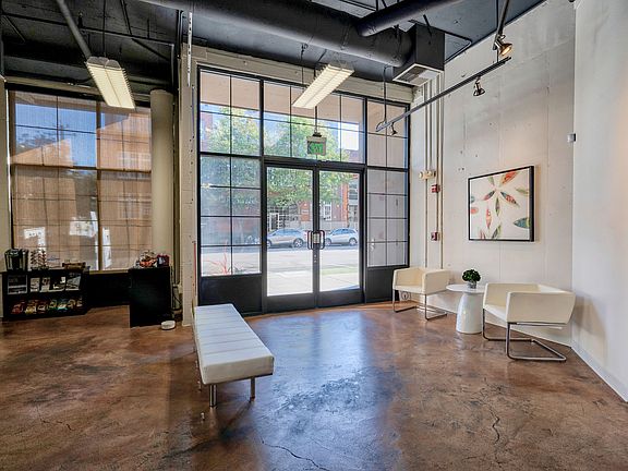 Your dog will love stopping by the office for a treat