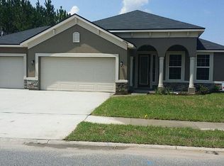 11763 Parker Lakes Dr, Jacksonville, FL 32221