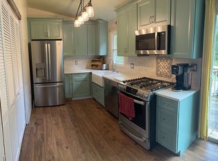 42 Barnegat Beach Dr, Waretown, NJ 08758