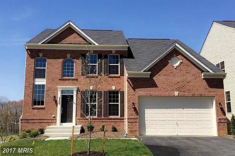 2nd image of 2615 Brooke Grove Rd