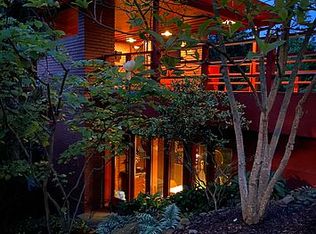 2717 Mount Royal Rd, Pittsburgh, PA 15217