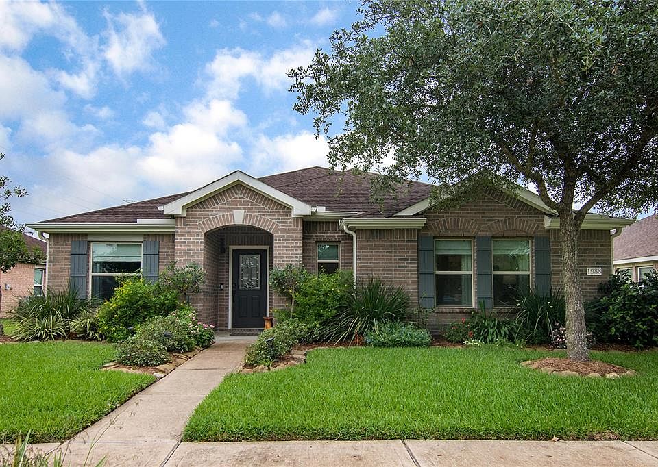 1st image of 1988 Leisure Ln