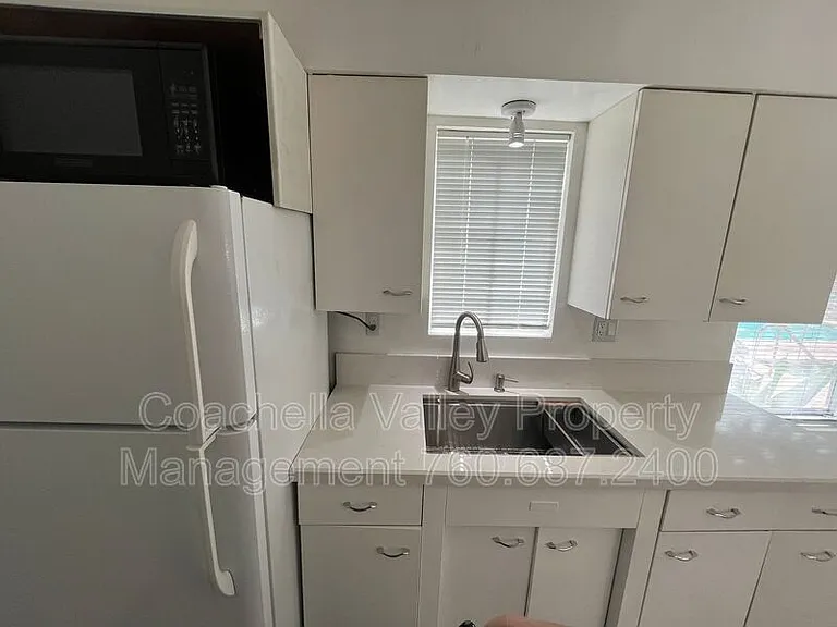 2290 S Palm Canyon Dr #4 — Photo 12