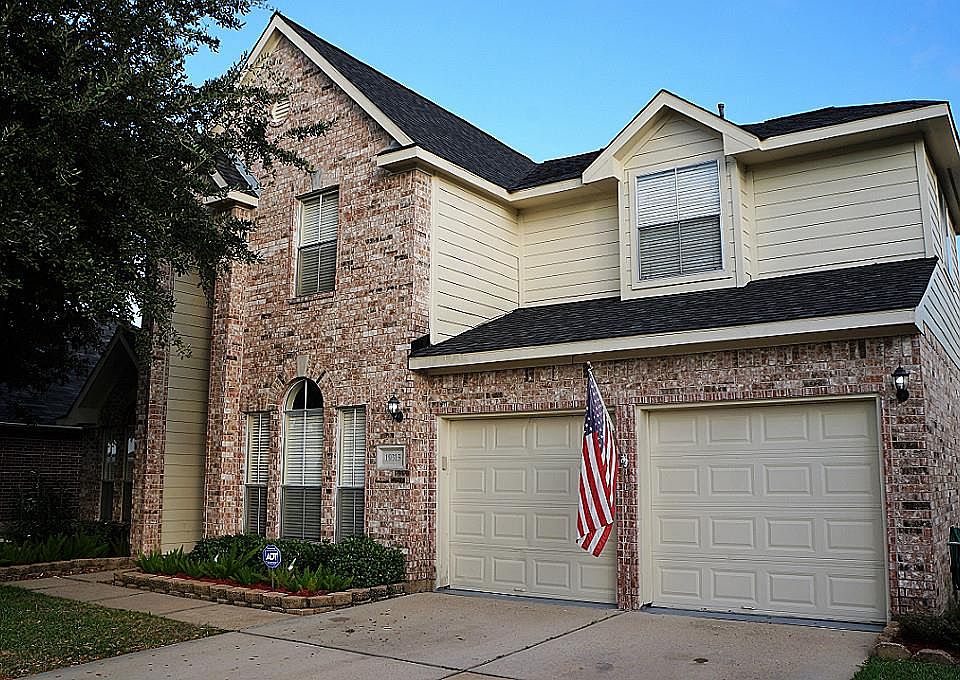 1st image of 19315 Bear Springs Dr
