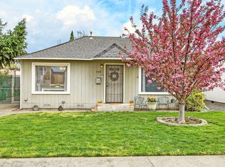 948 Murray Ave, Medford, OR 97501