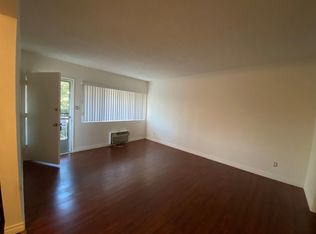 327 Burchett St #7, Glendale, CA 91203