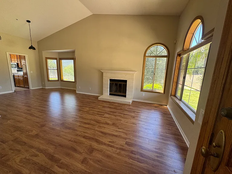 37550 Calle De Companero — Photo 25