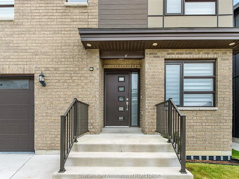 59 Churchill Park Rd — Photo 6