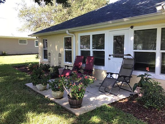 3rd image of 3113 S Prestwick Drive