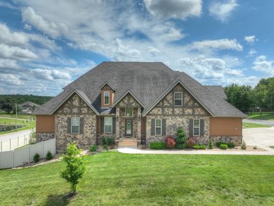 3002 Sunset Drive, Joplin, MO, 64804