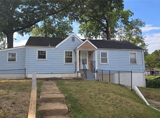 5717 Beldon Dr, Saint Louis, MO 63136