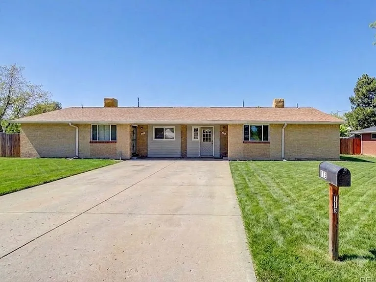 87 Newland Ct — Photo 1