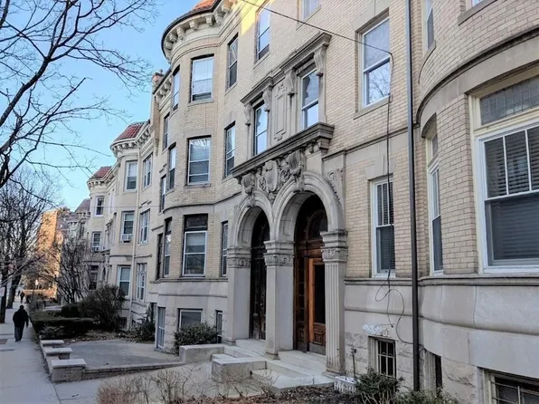 198 Saint Paul St APT 4, Brookline, MA 02446