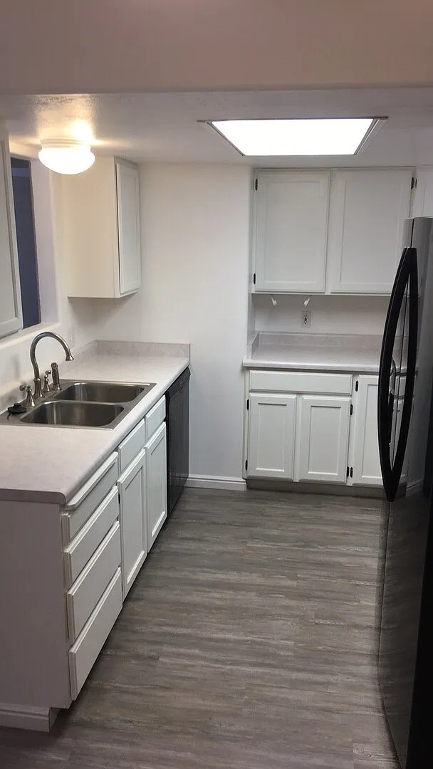 3 bed, 2.0 bath, 1023 sqft, $1,500 — Photo 2