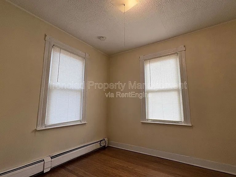 36 Walnut St #2 — Photo 7