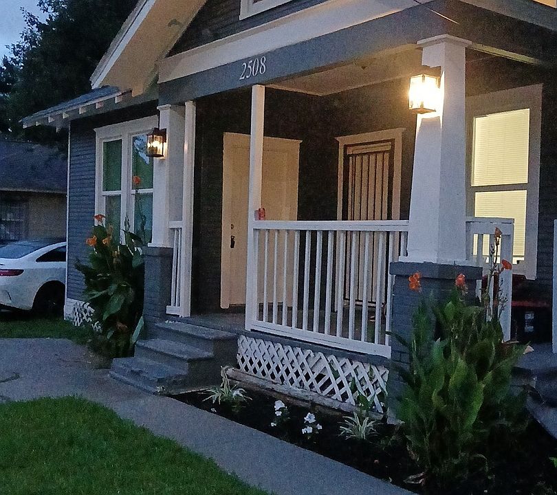 1st image of 2508 Everett St Unit 1